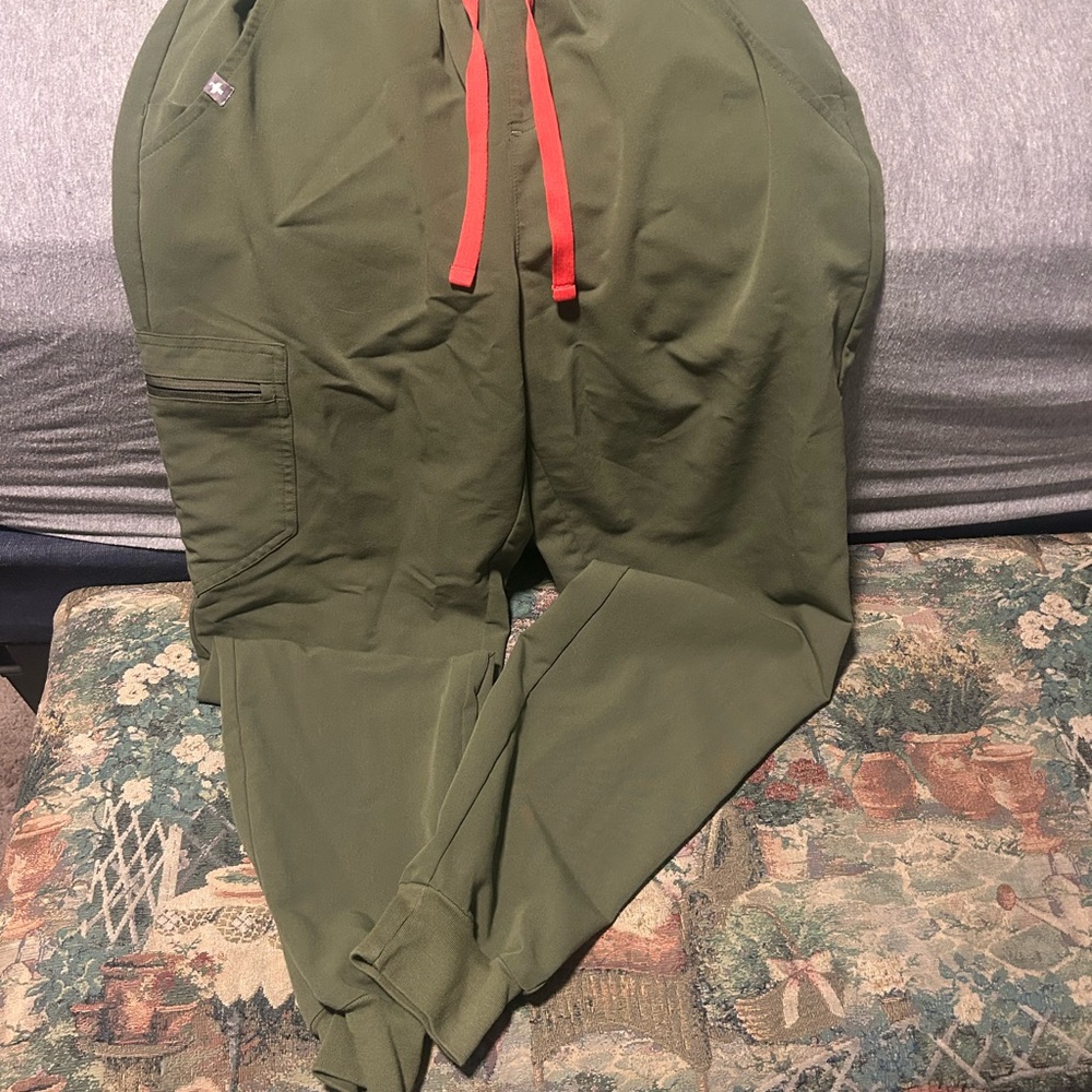 Figs Women's Dark Olive Joggers with Red Drawstrings
